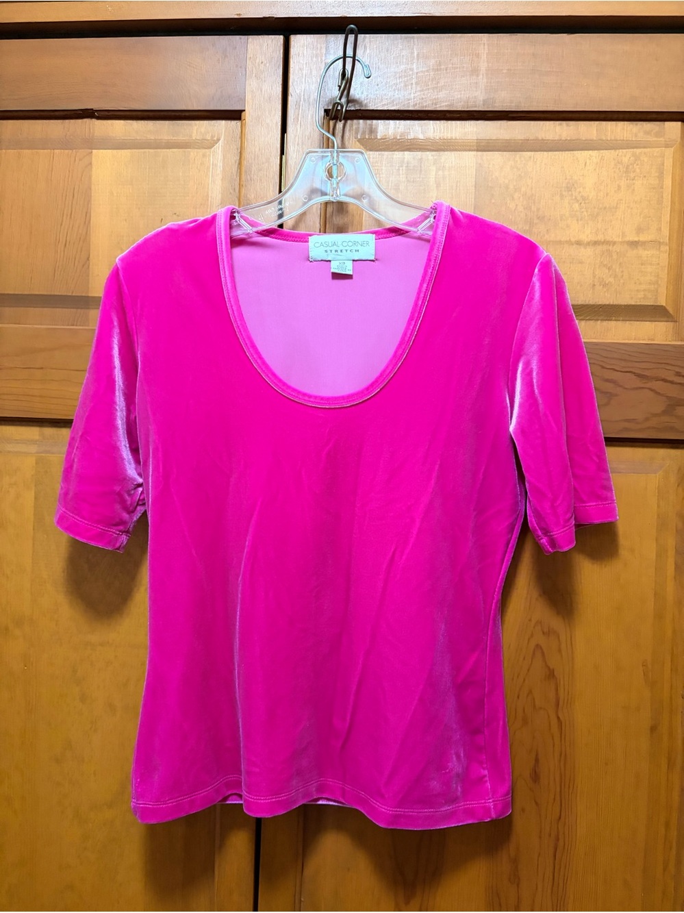 Casual Corner Women's Short-Sleeve Velvet Scoop Neck Top